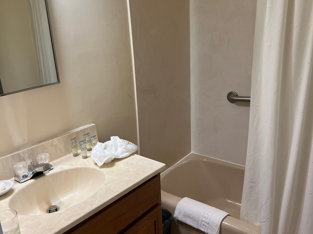 Athenaeum Hotel主图