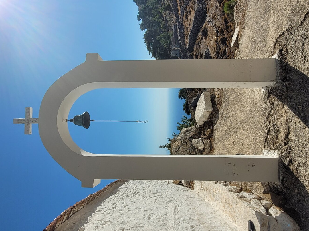 Art and Walk Karpathos-Karpathos Town (Pigadia)必去景点