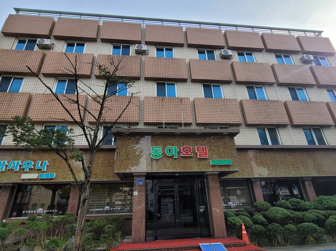 Donga Hotel主图