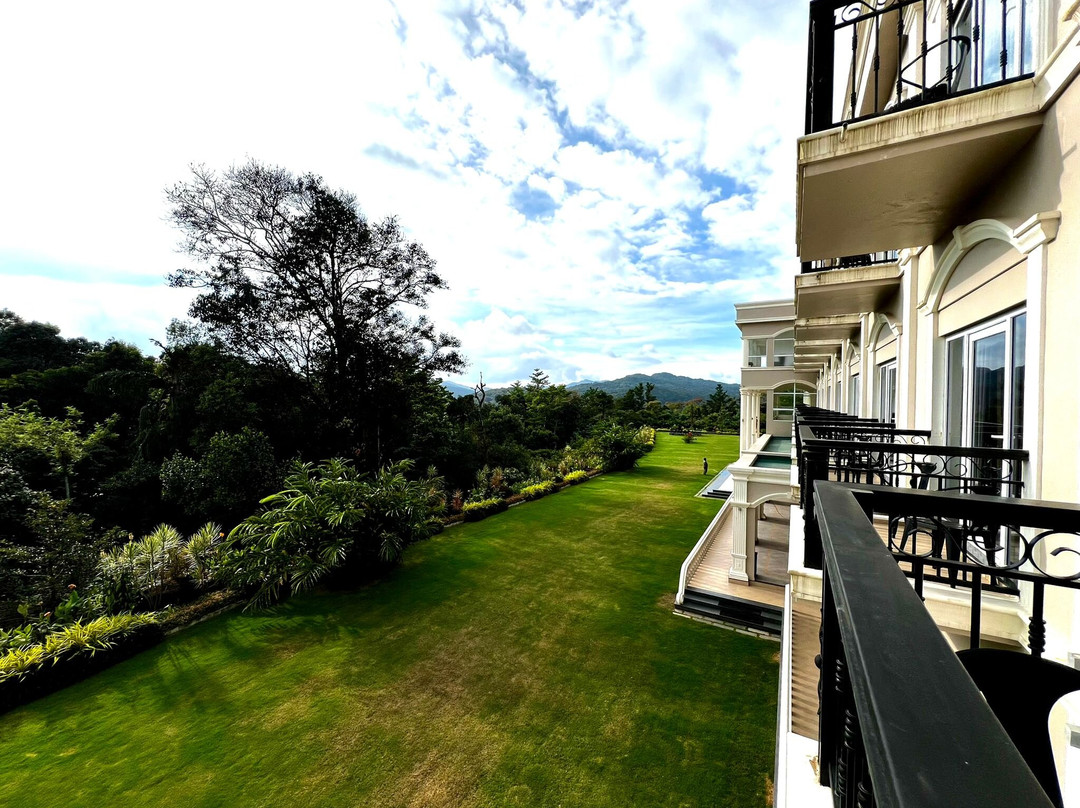 Montrose Golf Resort & Spa主图