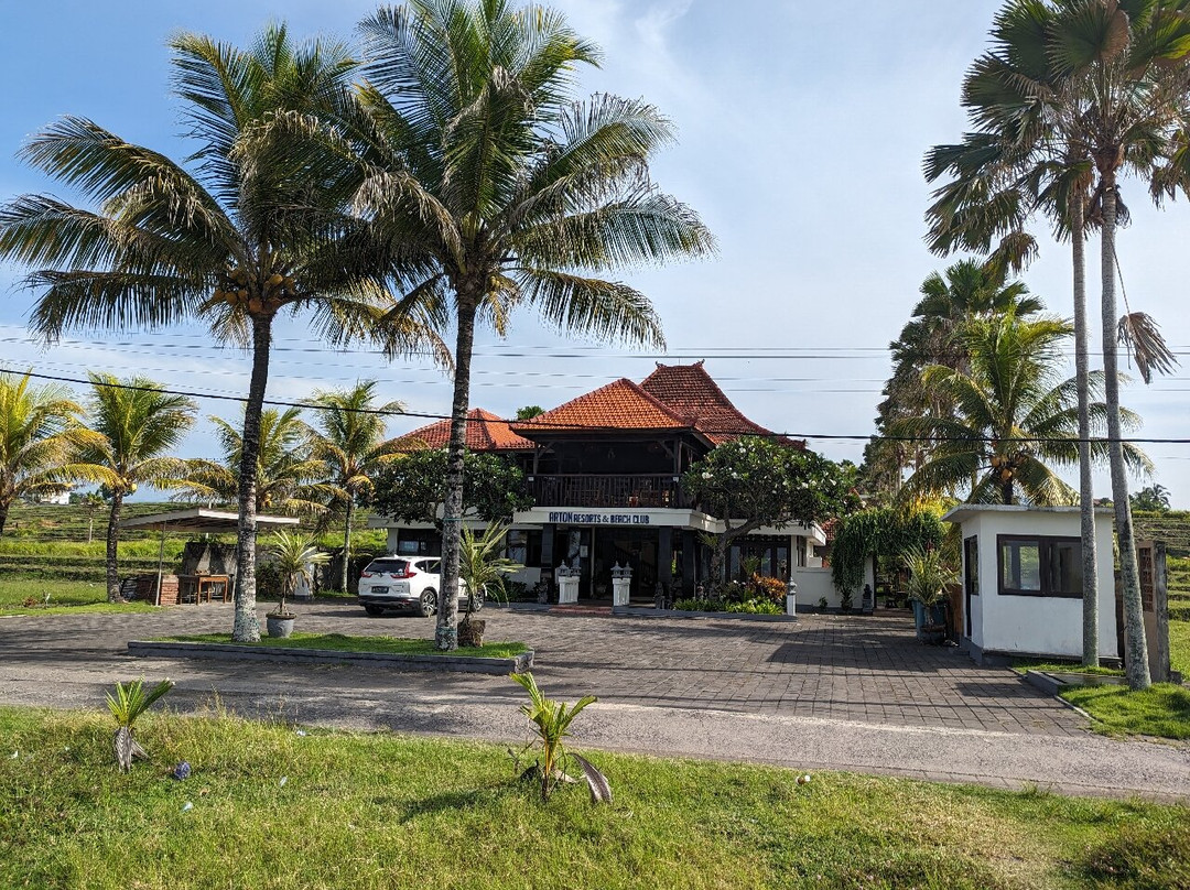 Sea Medewi Resort & Beach Club主图