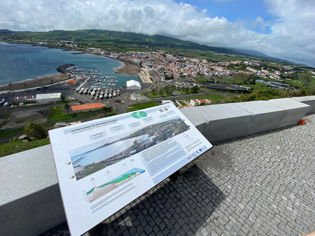 Miradouro Do Facho-Praia da Vitória必去景点