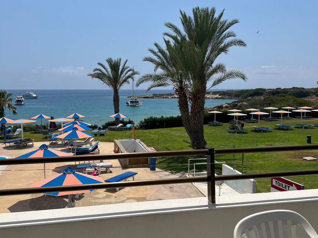 Corallia Beach Hotel Apartments主图