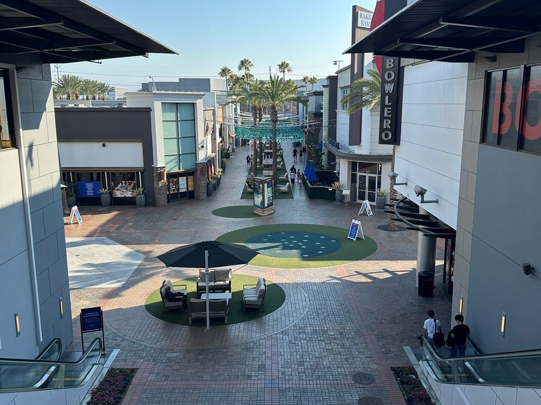 The District at Tustin legacy-Tustin必去景点