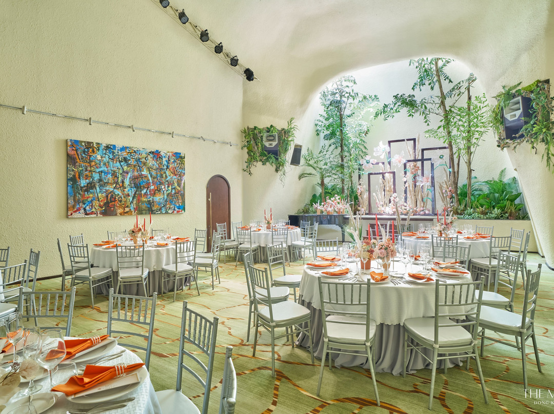 The Myst Dong Khoi主图