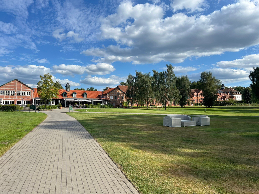 Schloss Ludersburg主图