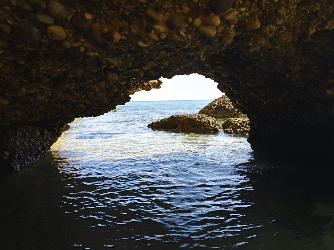 Riserva Naturale di Punta Aderci景点图片