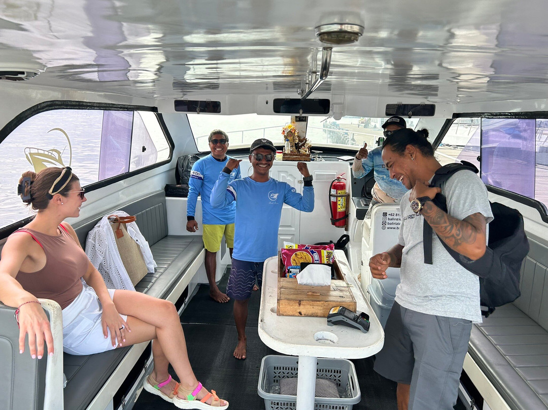 巴厘岛里奇奥船只租赁-克冬迦南必去景点