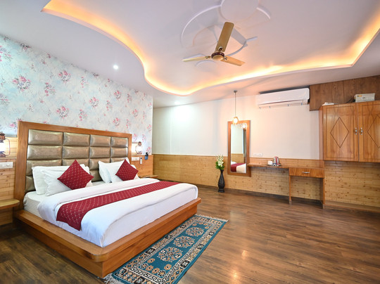 Hotel Royal Palace主图