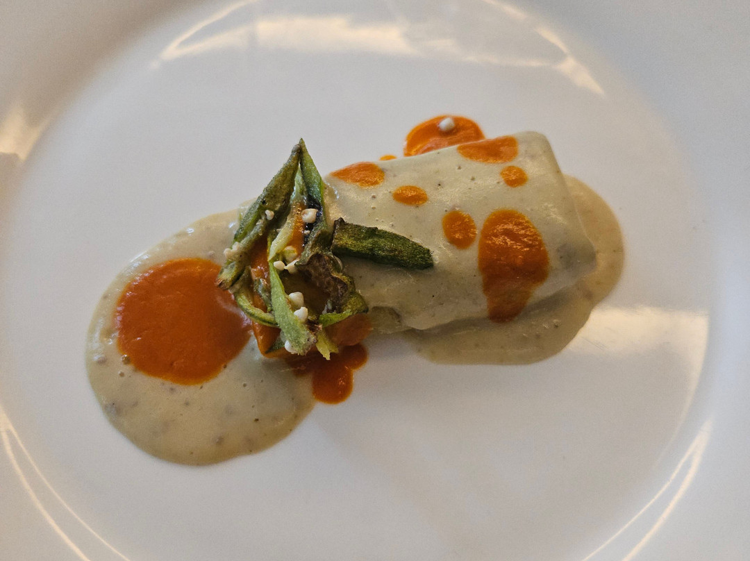 Rapsodia Hotel & Restaurant主图