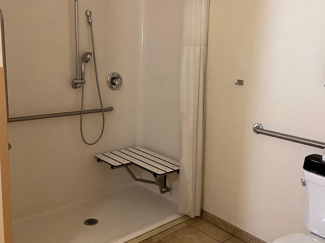 Hawthorn by Wyndham Minot主图