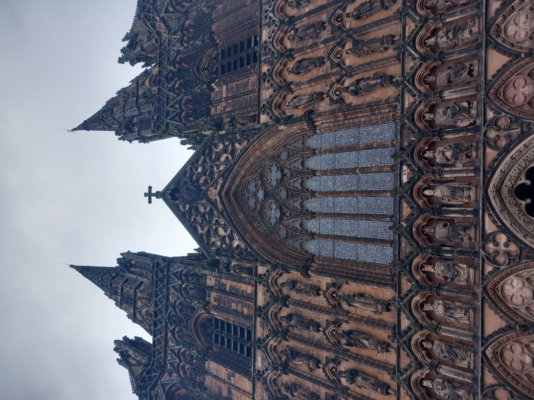 Lichfield Cathedral景点图片