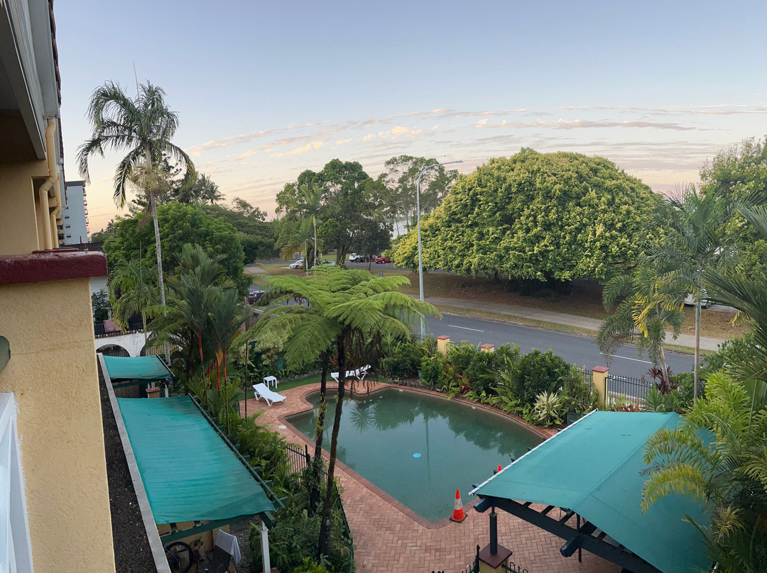 海滨陶乐酒店主图