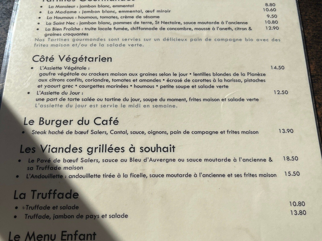 Le Plus Petit Café