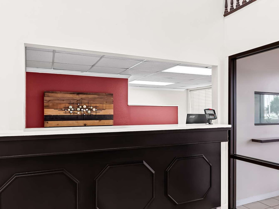 Red Lion Inn & Suites Pontoon Beach