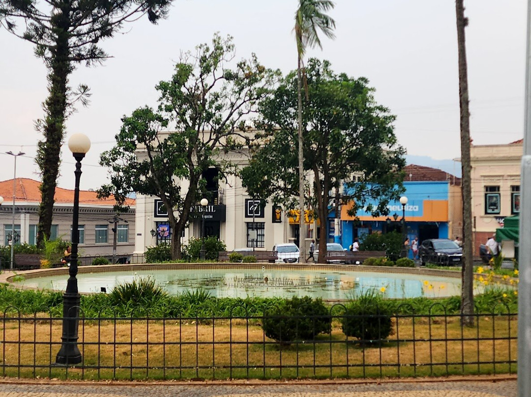 Praca da Independencia-Espirito Santo Do Pinhal必去景点