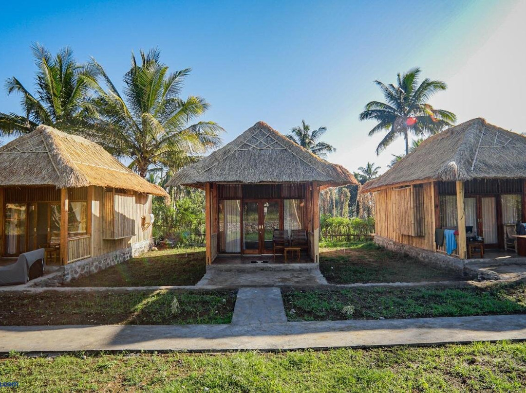 RedDoorz near Senaru Rinjani