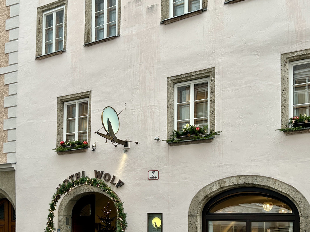 沃尔夫酒店主图