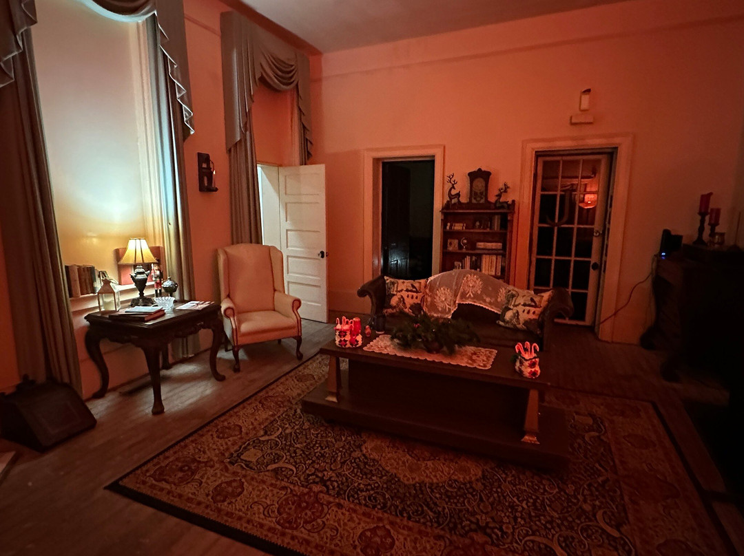 The Holliday House-Marion必去景点