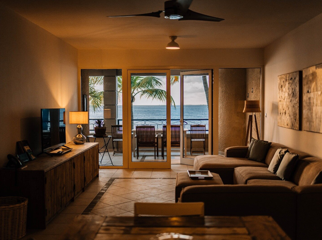 The Bellafonte - Luxury Oceanfront Hotel主图