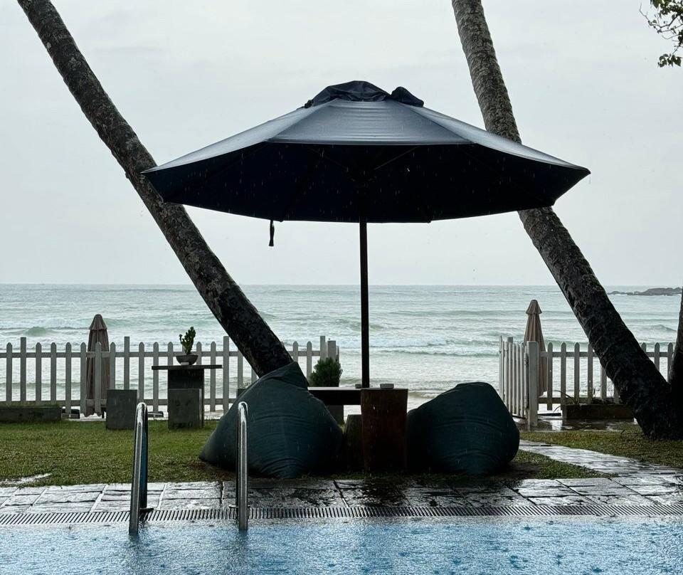 Smeralda Beach Hotel Dikwella主图