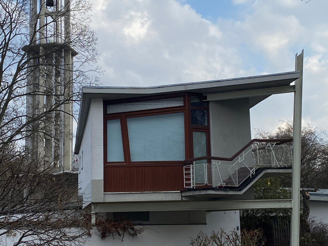 Beyond and Beneath Tours-柏林必去景点