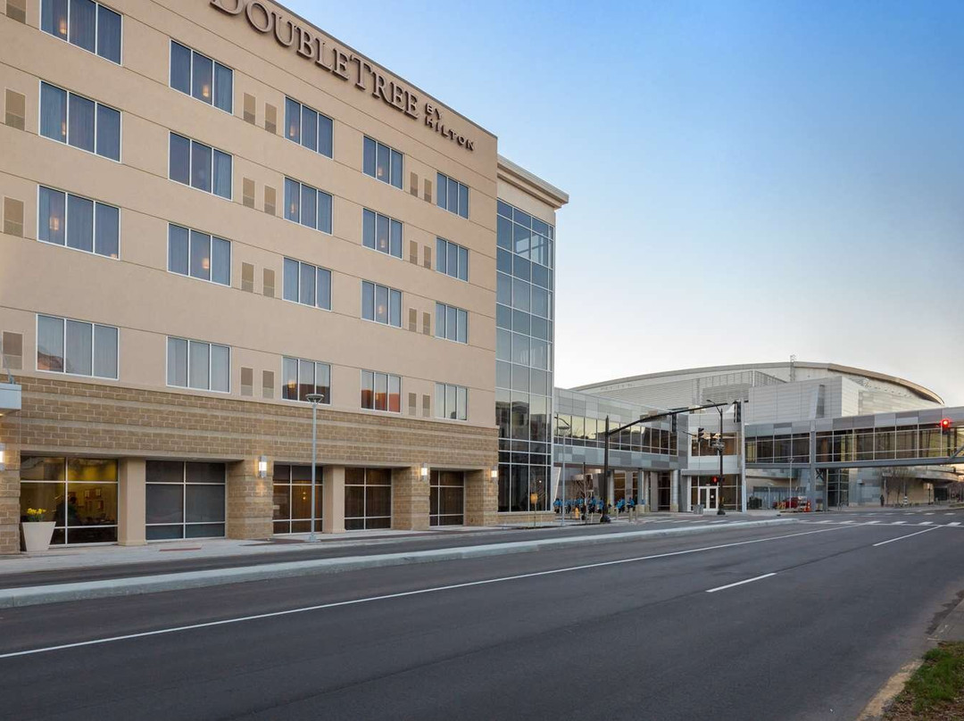 埃文斯维尔酒店住宿-DoubleTree by Hilton Evansville