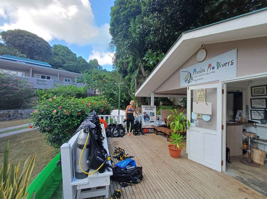 Praslin Pro Divers景点图片