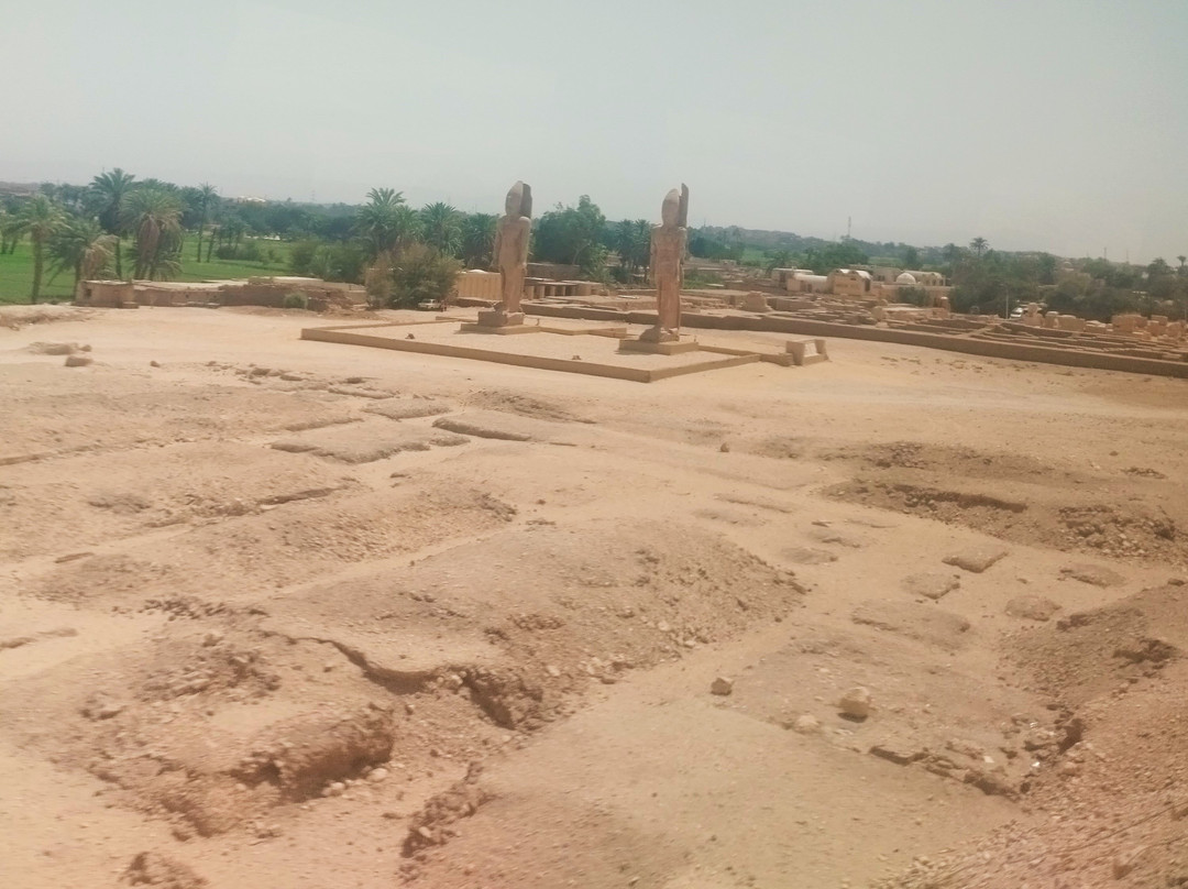 Ramesseum (Mortuary Temple of Ramses II)-卢克索必去景点