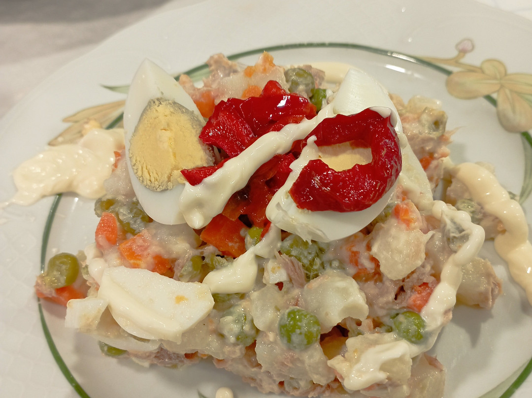 Hotel Reina Isabel主图