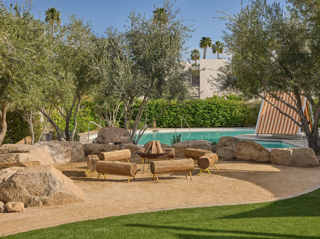 王牌酒店及游泳俱乐部主图