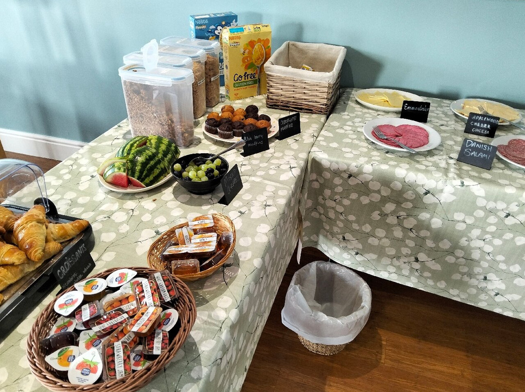 Redwood House Hotel主图