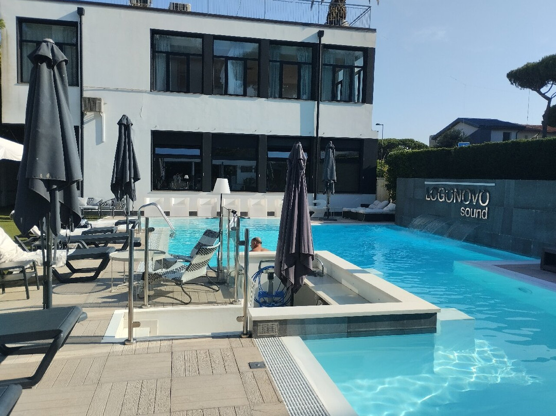 Hotel Logonovo主图