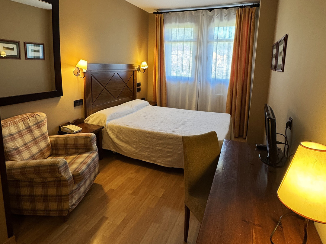 Hotel Cotiella主图