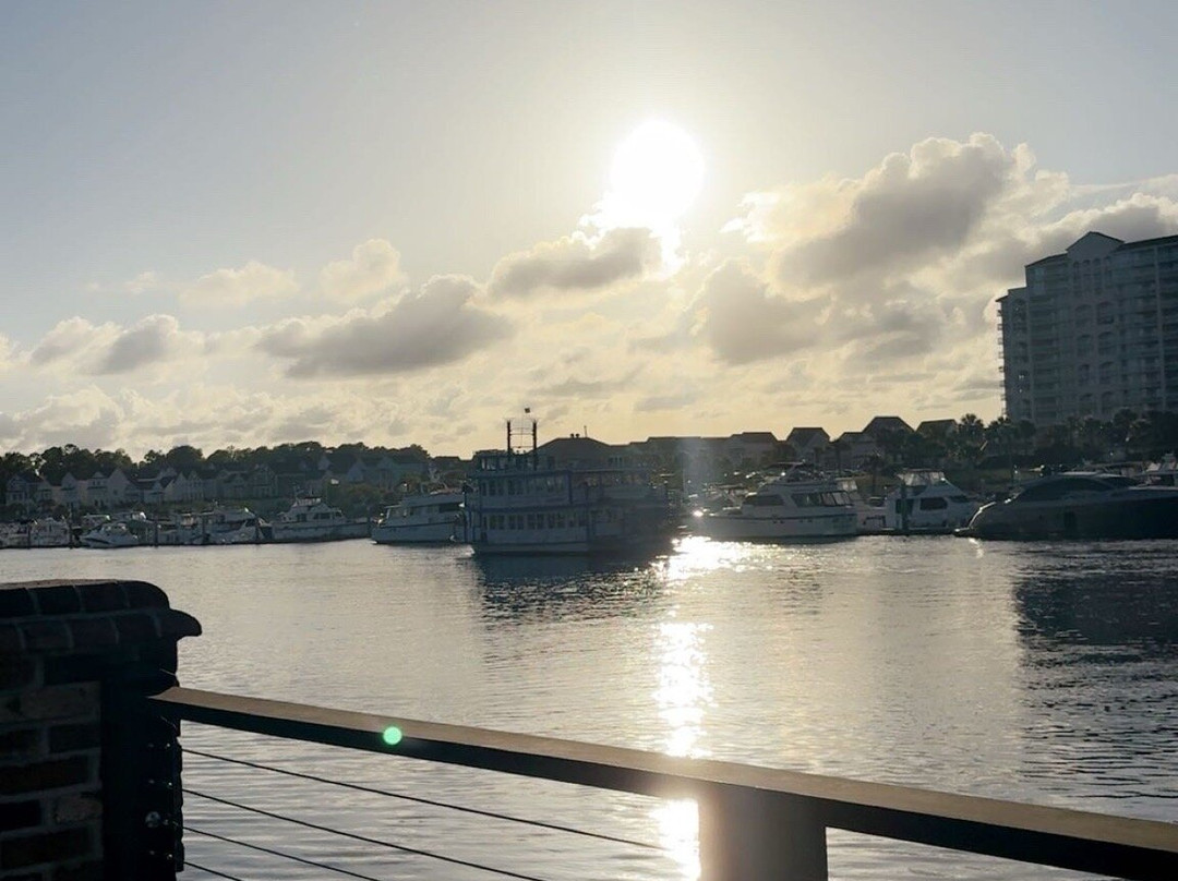 Barefoot Landing-美特尔海滩必去景点