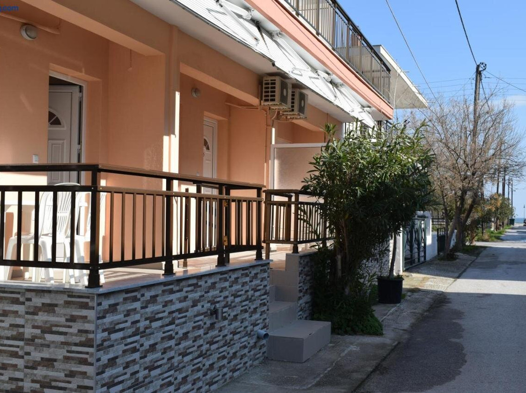 Lafazanis Rooms
