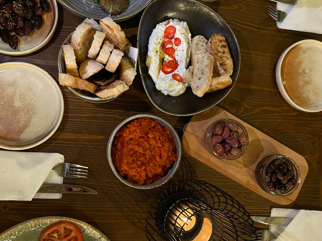 Habits - Bar | Food | Shisha