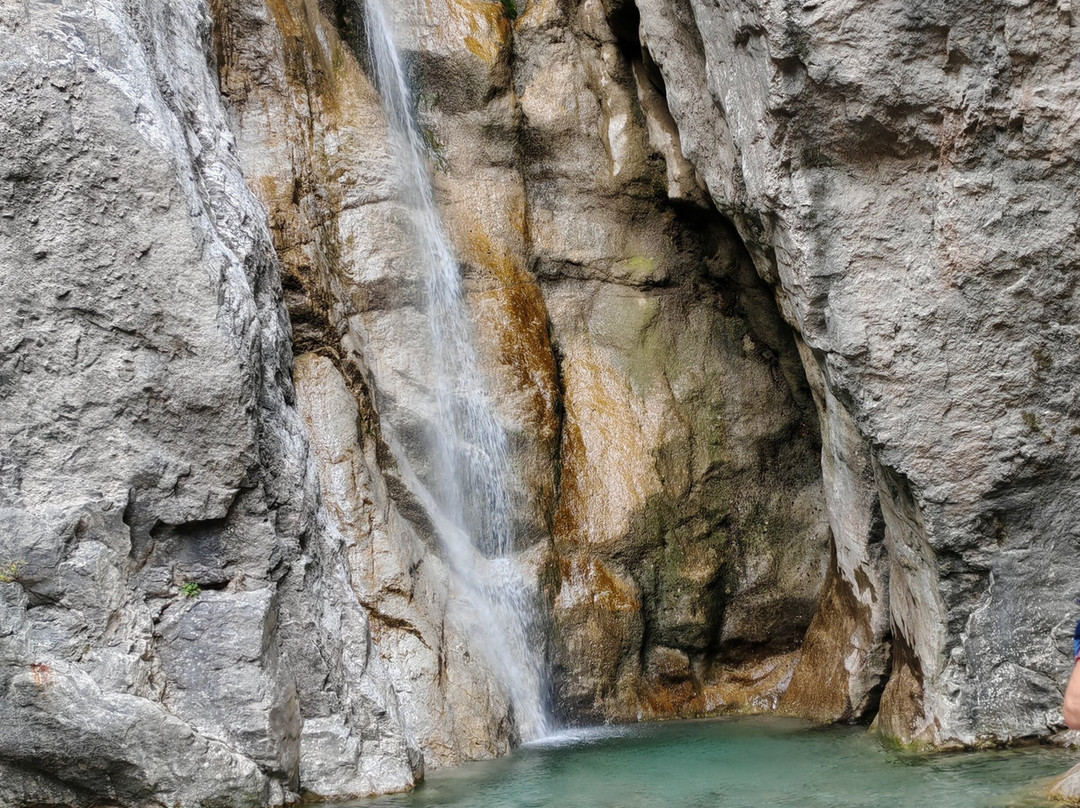 Cascata del Cenghen-Abbadia Lariana必去景点