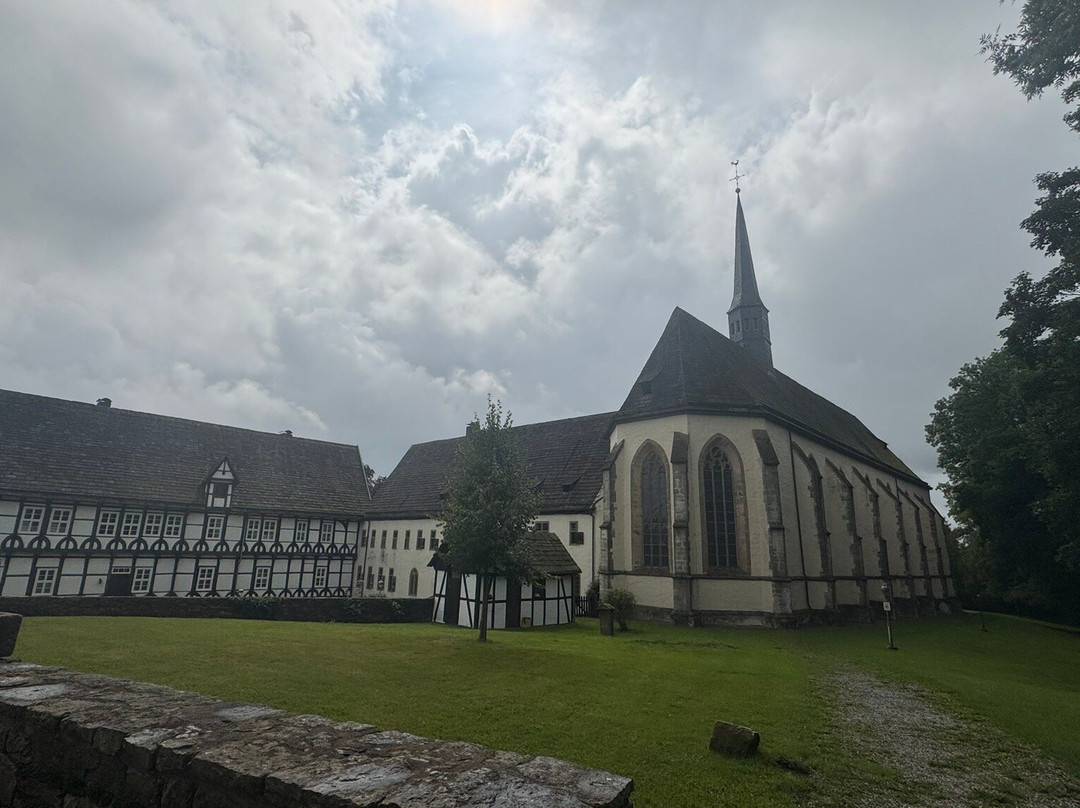 Kloster Falkenhagen-Lugde必去景点
