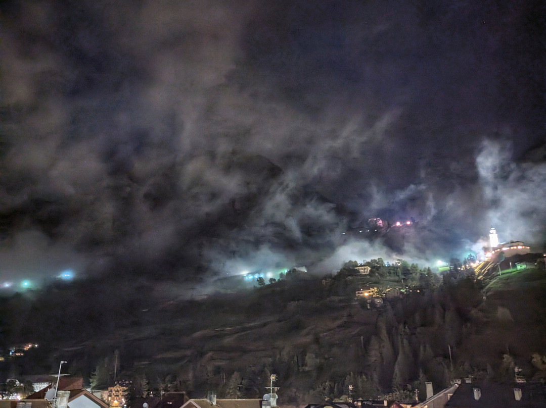 阿尔本小屋酒店主图