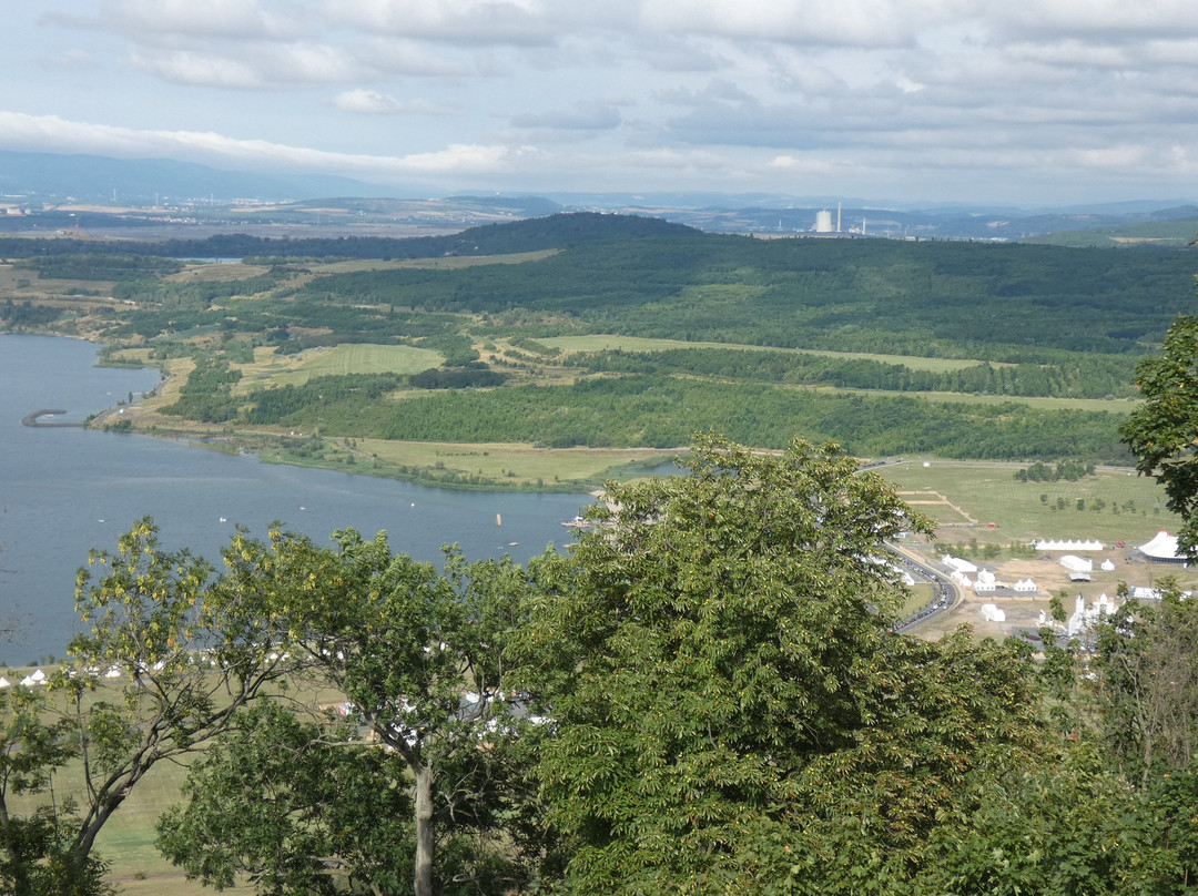 Hnevín Castle-Most必去景点