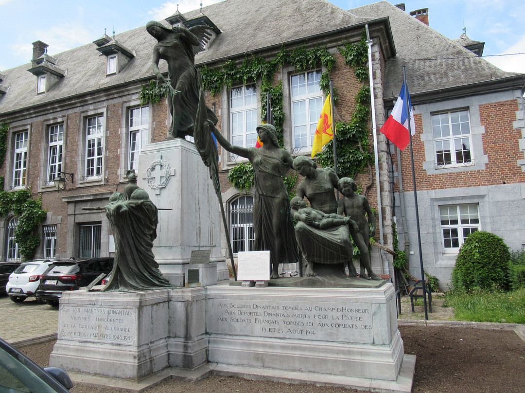 Monument Aux Morts