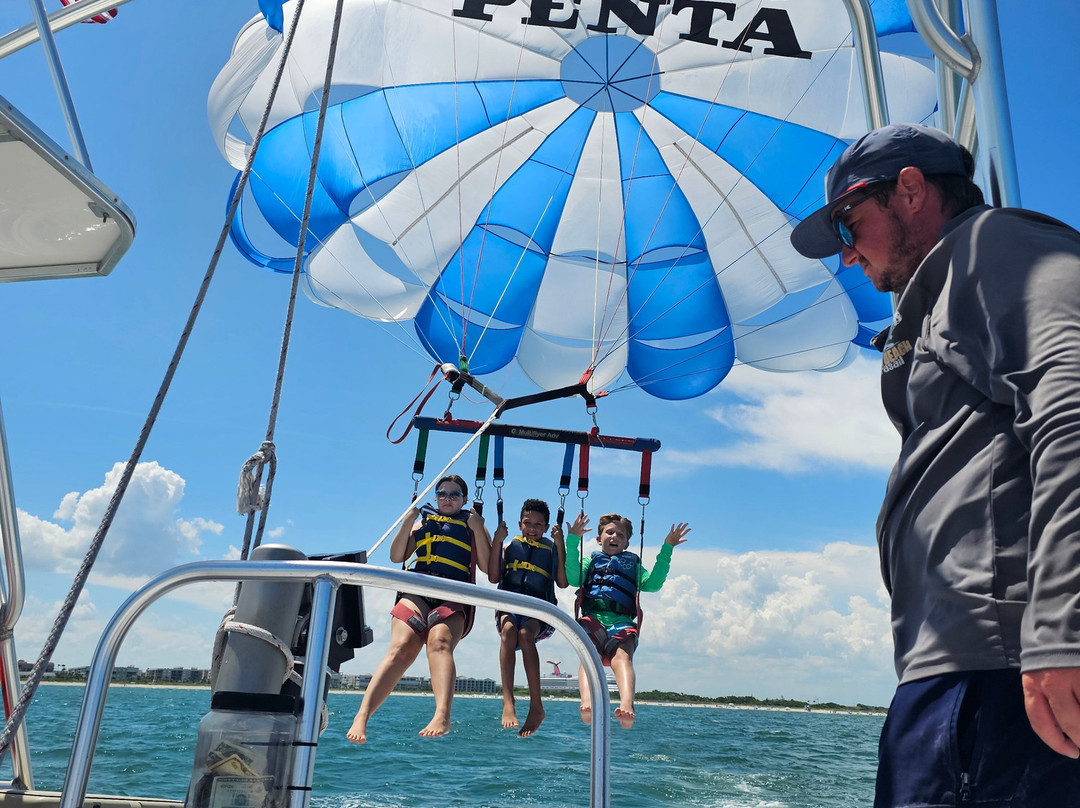 Cocoa Beach Parasail-卡纳维拉尔港必去景点