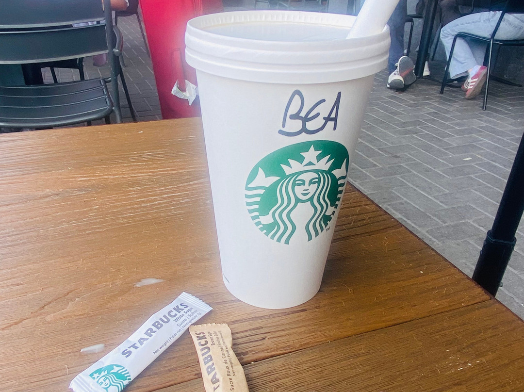 Starbucks Charleroi Airport