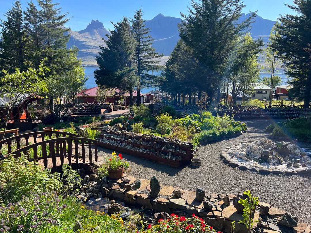 Petra´s Stone Collection-Stodvarfjordur必去景点