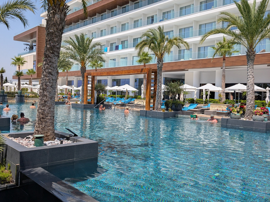 Amanti - MadeForTwo Hotels主图