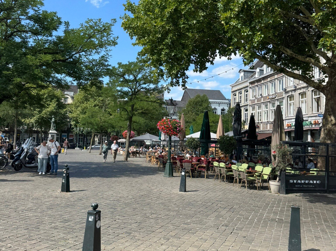 Market Square-马斯特里赫特必去景点