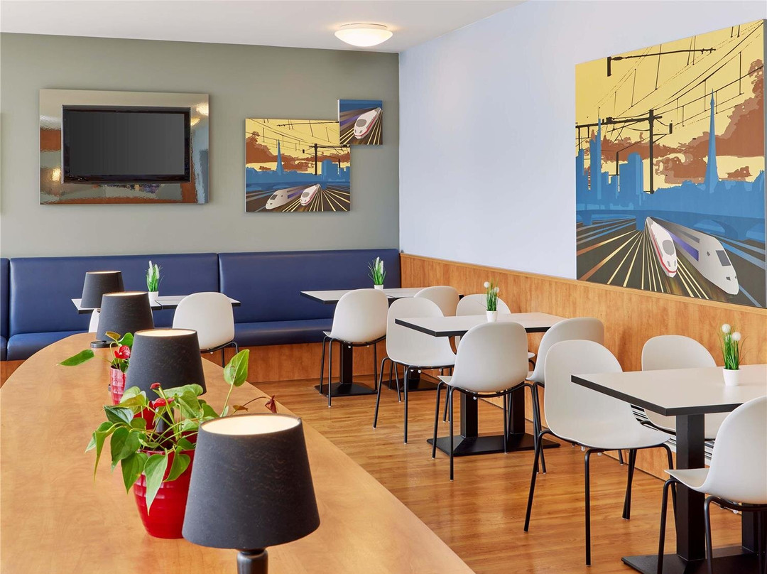 B&B Hotel Saarbruecken Hbf主图