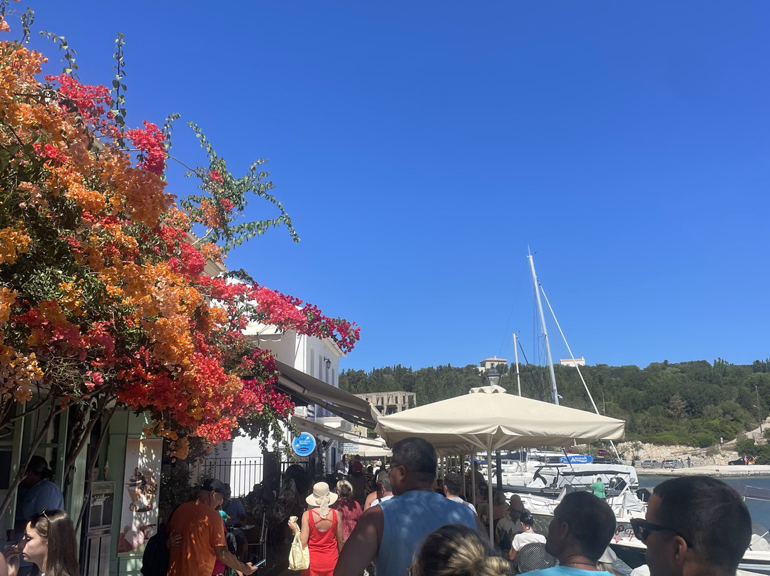 Makedonia Palace Boat-Nidri必去景点