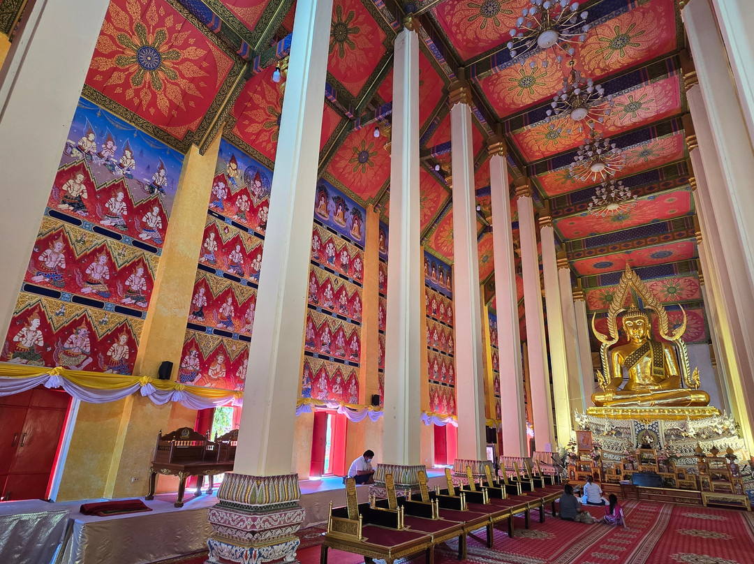 Wat Phra Narai Maharat-呵叻必去景点
